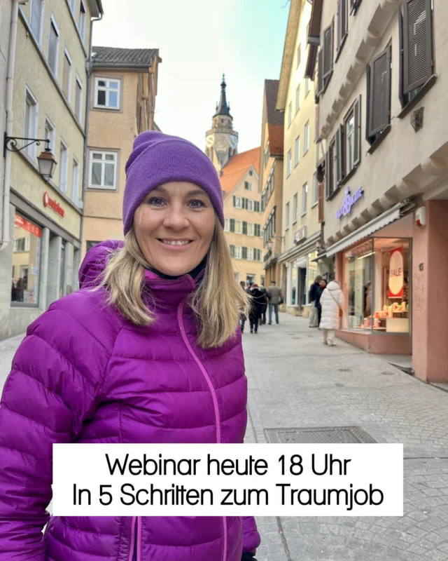 Hello und einen guten Start in den Montag!

Wenn du heute nicht mit Vorfreude in die neue Woche gestartet bist, könnte mein Wunschjob-Webinar nachher genau das Richtige für dich sein. 

Komm spontan dazu und tu dir was Gutes – erfahre, 
✅ wie du mit Leichtigkeit die Marktlage checkst, 
✅ deine Bewerbungsunterlagen auf ein neues Level bringst und 
✅ Vorstellungsgespräche souverän meisterst!

📌 Die smarte Art den Job zu wechseln – 5 Strategien für deinen Weg zum Traumjob
📅 Heute Montag, 17. März, 18:00 Uhr
🚫 Kleine vertraute Runde, keine Aufzeichnung
🔗 www.happyimjob.de/webinar

Auf dein Jobglück!
Pamela 💎

#Traumjob #Bewerbungstipps #BeruflicheNeuorientierung #Jobwechsel #Karriere #Karriereziele #Karrieretipps #Berufung #Bewerbung #Jobsuche #Erfolg #Jobinterview #Lebenslauf #Wunschjob